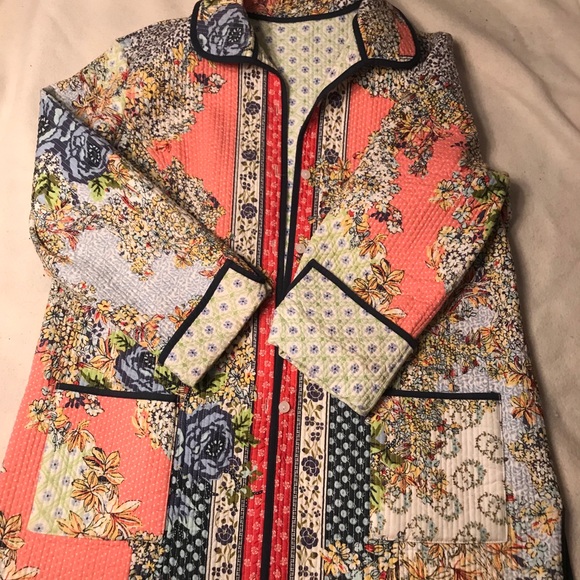 HANDMADE Sweaters - Handmade quilted house jacket reversible